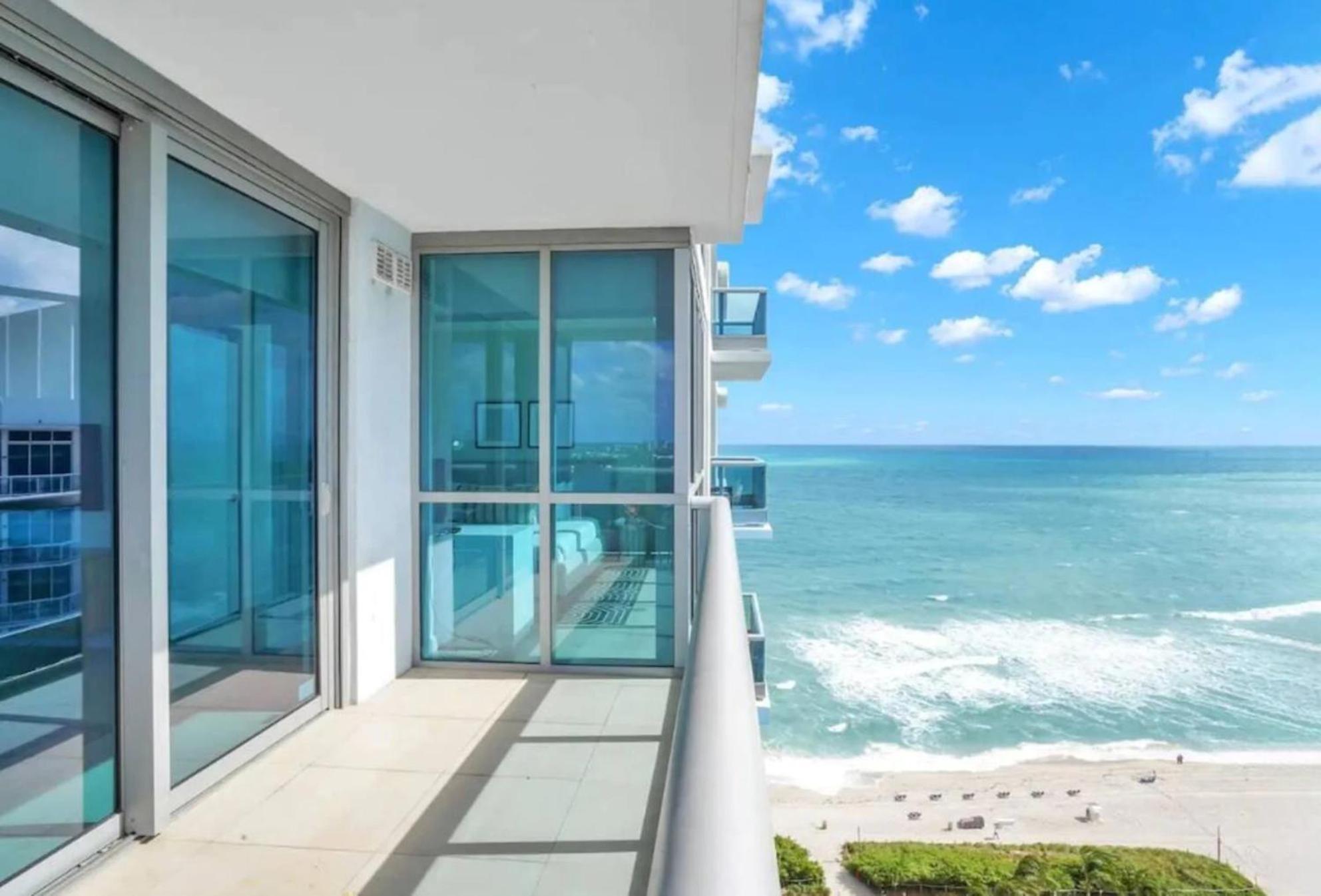 Dharma Home Suites Miami Beach At Monte Carlo Экстерьер фото